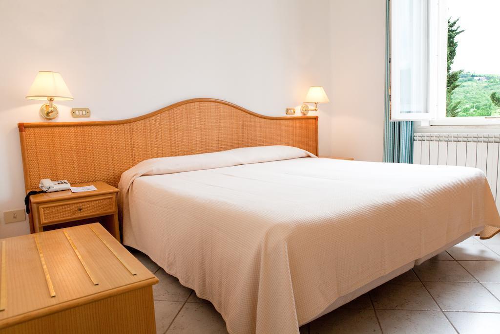 Terme San Filippo & Spa Castiglione dʼOrcia Habitación foto